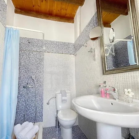 Home Hotel Aparthotel