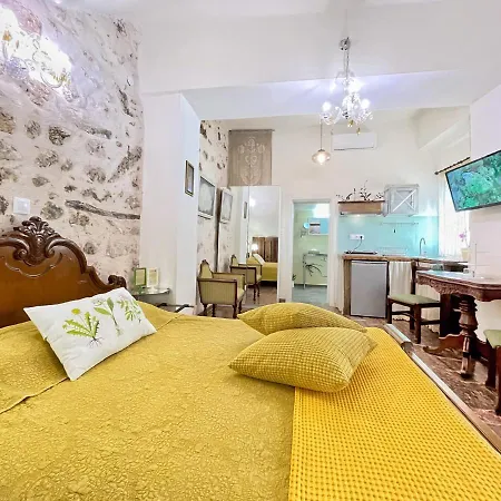Home Hotel Aparthotel