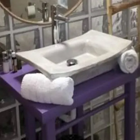 公寓式酒店 苏豪拉精品酒店 罗希姆诺